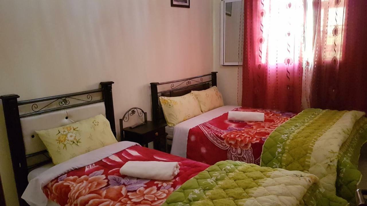 Hotel Nice 06 미델트 외부 사진