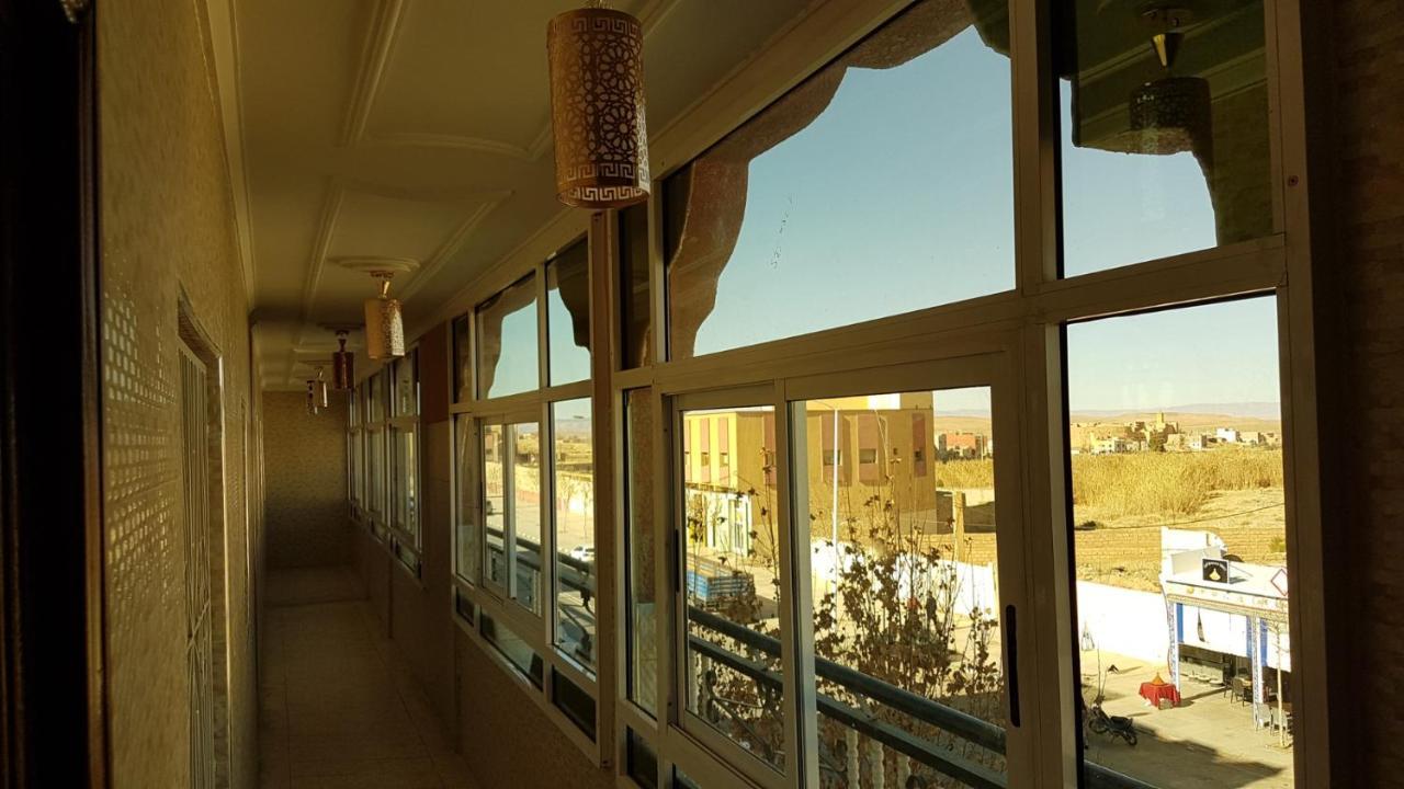Hotel Nice 06 미델트 외부 사진
