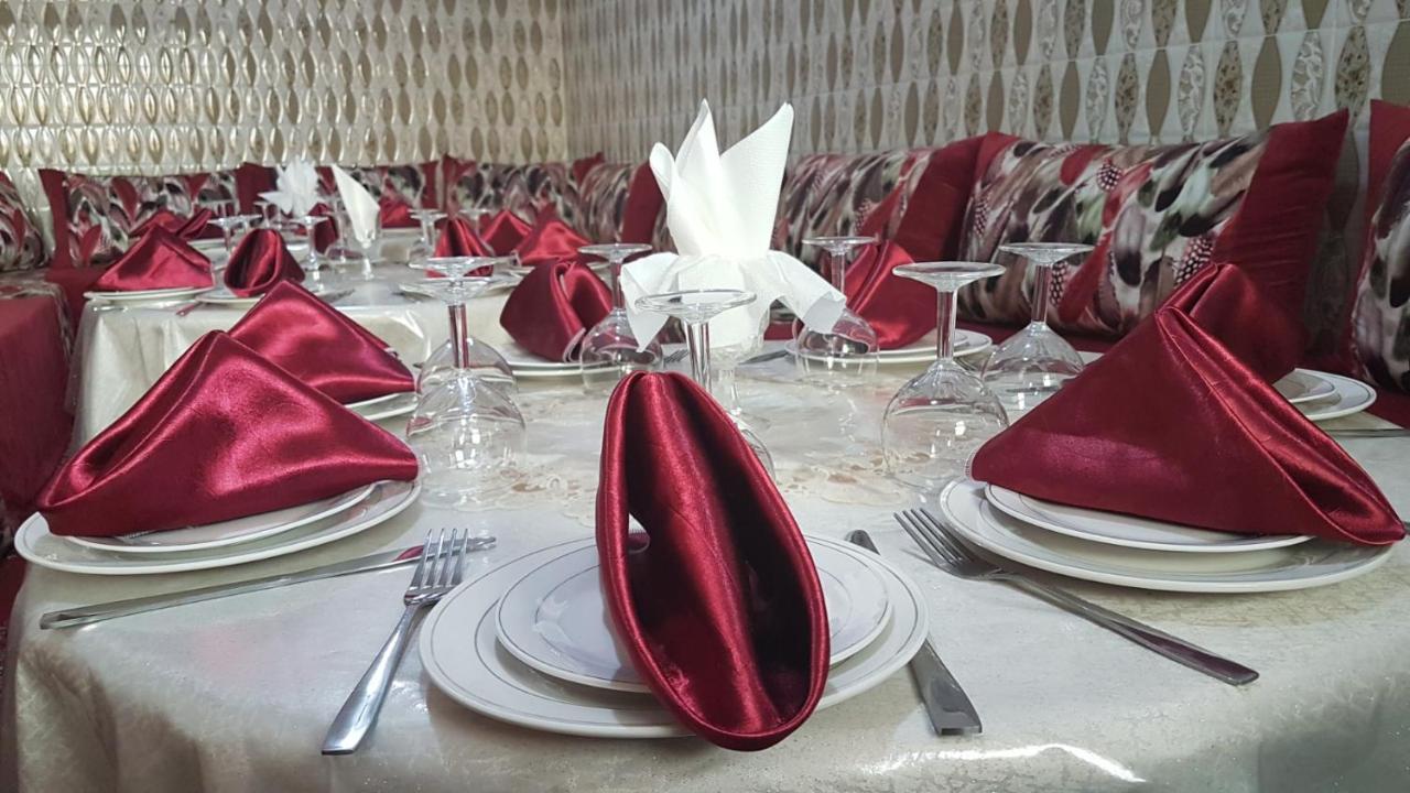 Hotel Nice 06 미델트 외부 사진